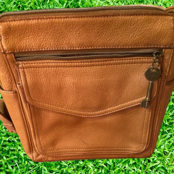Fossil Handbags - Fossil 75082 Vintage Brown Leather Crossbody Organizer Shoulder Bag